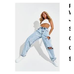 NWT: PRETTY LITTLE THING Acid Blue Wash Open Knee Boyfriend Jeans, Size 8